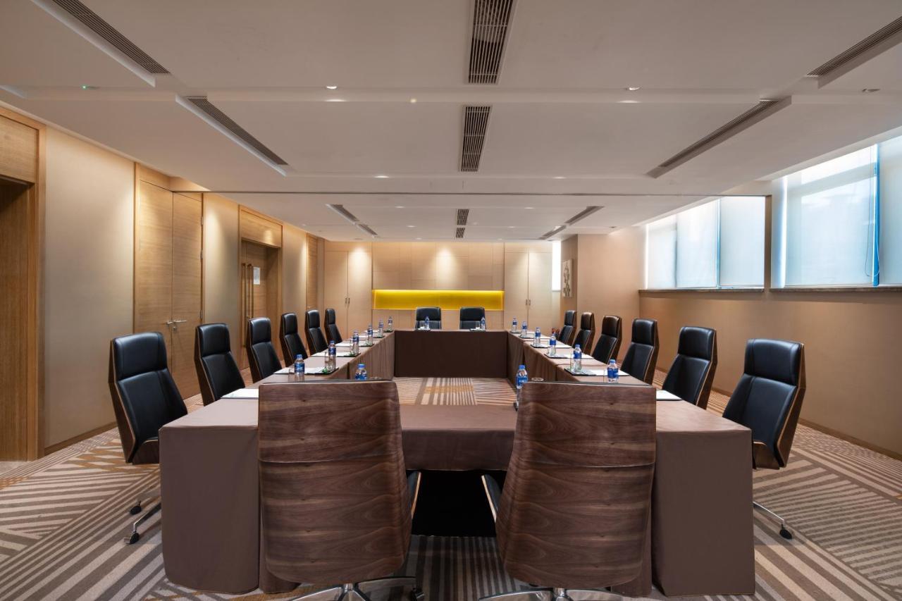 Holiday Inn & Suites Lanzhou Center, An Ihg Hotel Экстерьер фото
