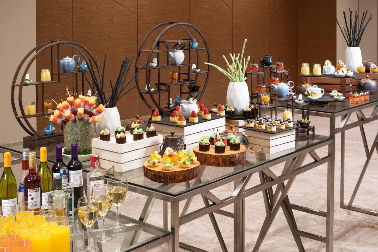 Holiday Inn & Suites Lanzhou Center, An Ihg Hotel Экстерьер фото
