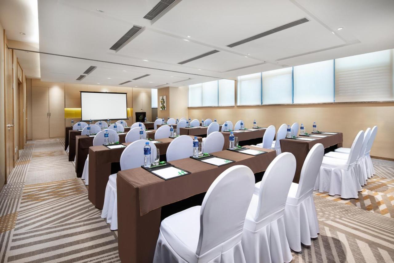 Holiday Inn & Suites Lanzhou Center, An Ihg Hotel Экстерьер фото